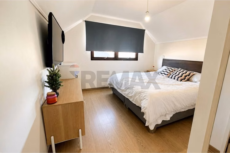 Hogar ideal en colina: encanto y comodidad