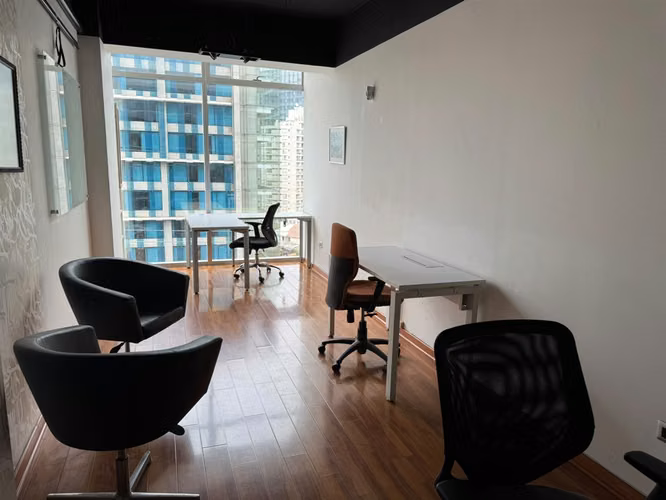 OFICINA Amoblada! Oficina en mejor sector de negocios de Las Condes
