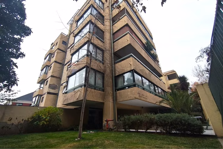 Espacioso dpto de 106 mts2