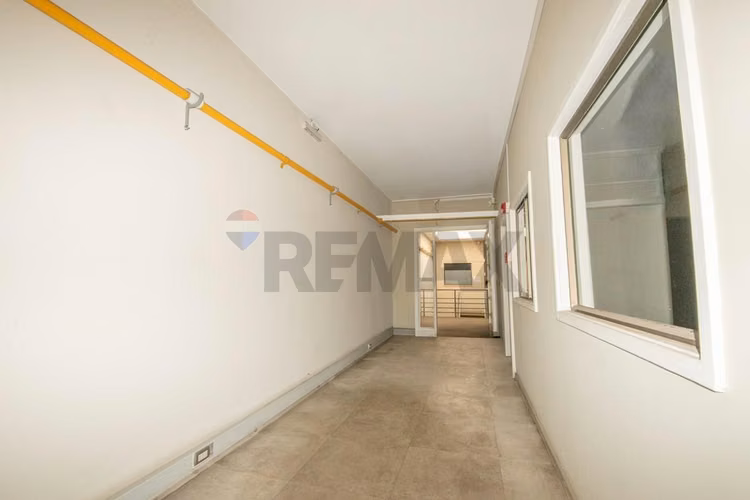 Edificio comercial 975 m² en av. brasil