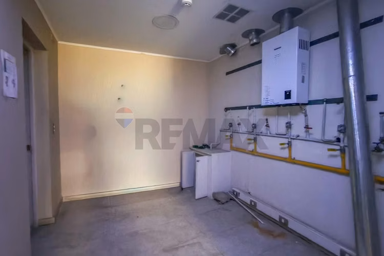 Edificio comercial 975 m² en av. brasil