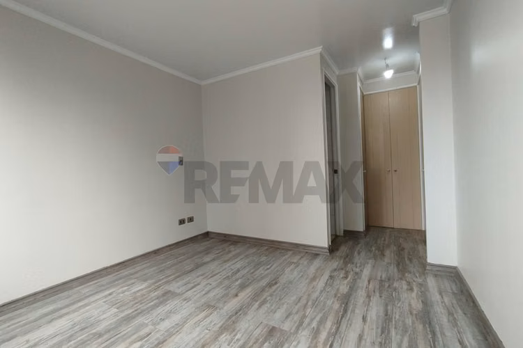 Vendo bello depto 2d 2b est metro sta ana