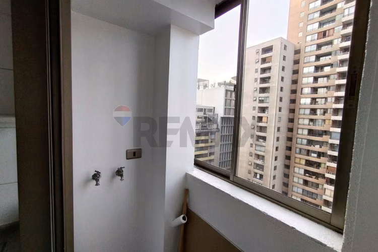 Vendo bello depto 2d 2b est metro sta ana