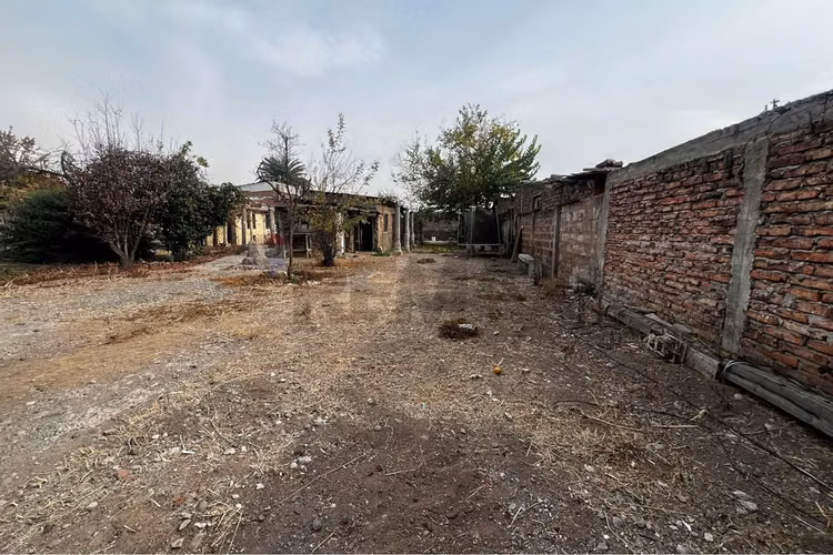 Terreno para desarrollo habitacional o comercial