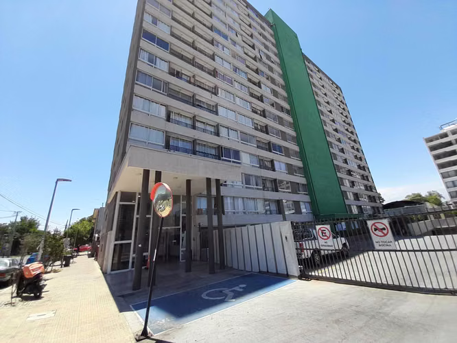 Edificio de 17 Pisos, Studio en Piso 6 (171369)