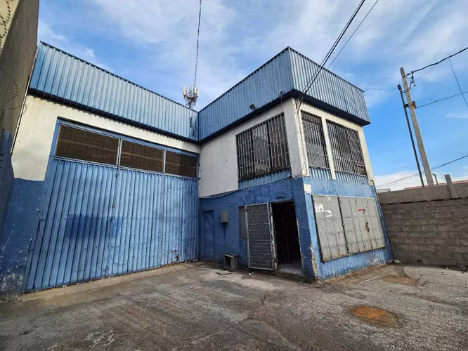 Propiedad industrial en venta 528 m² – Galpón (171364)