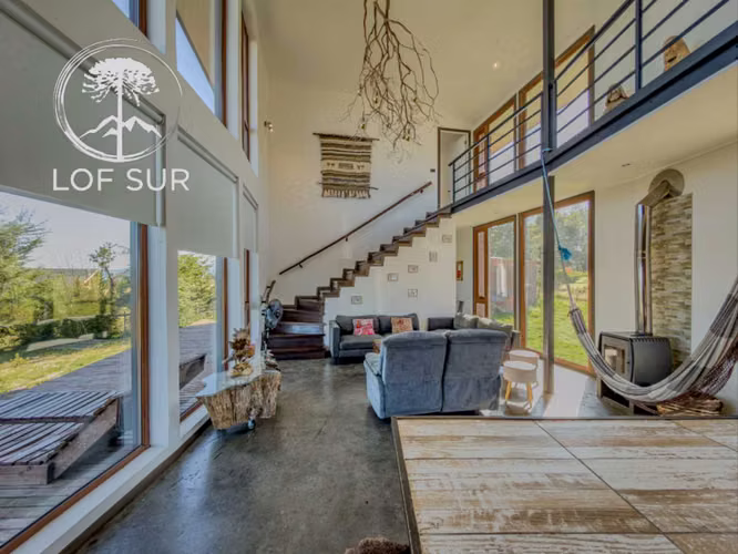 En Venta Espectacular Casa Duplex y Parcela (171359)