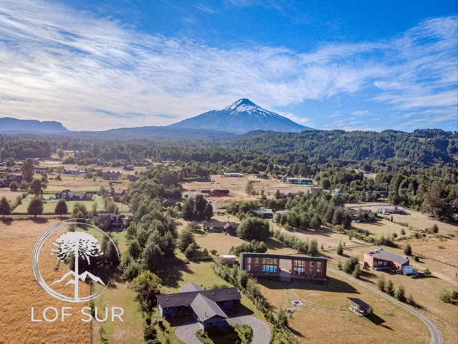En Venta Espectacular Casa Duplex y Parcela (171359)