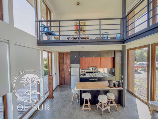 En Venta Espectacular Casa Duplex y Parcela (171359)