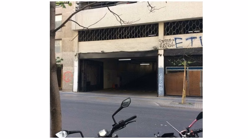 Estacionamiento en venta en Santiago