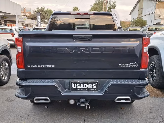 CHEVROLET SILVERADO 2024
