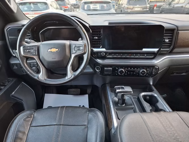 CHEVROLET SILVERADO 2024