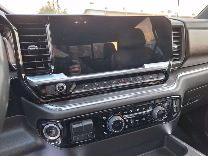 CHEVROLET SILVERADO 2024