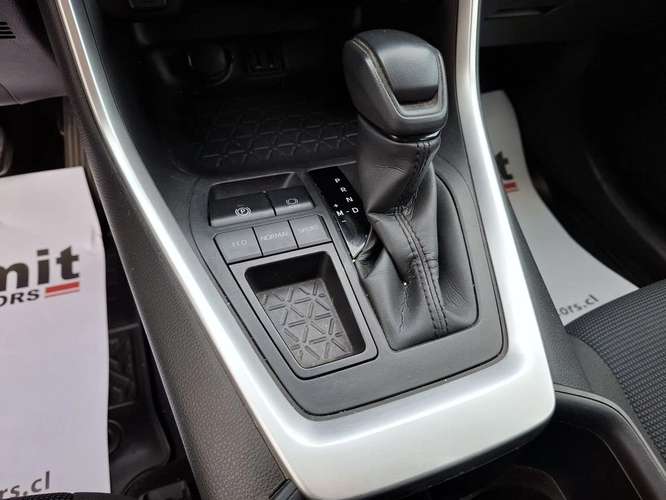 TOYOTA RAV4 2022