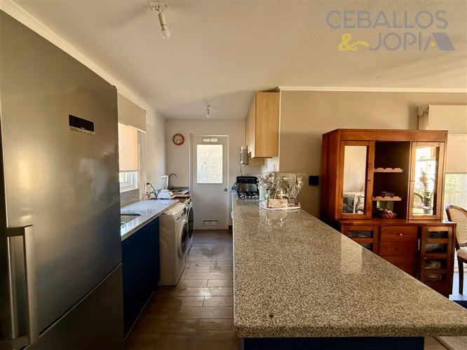 Casa en venta de 3 dorm. en Limache