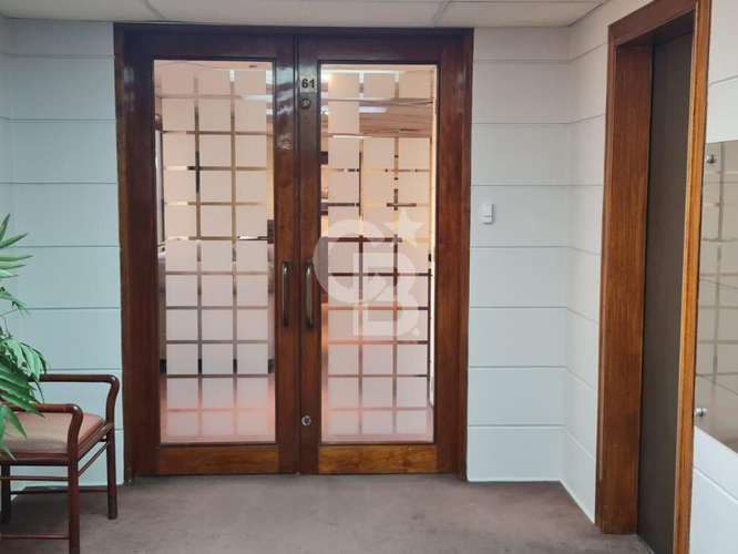 Arriendo Privado Exclusivo en El Golf – Profesionales.cbg