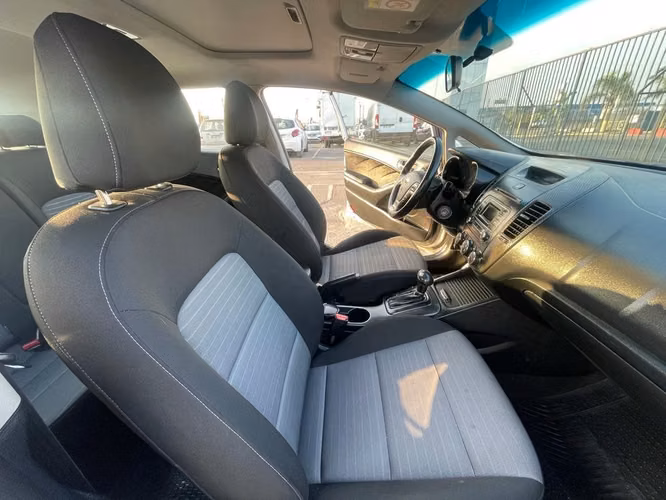 KIA CERATO 2015