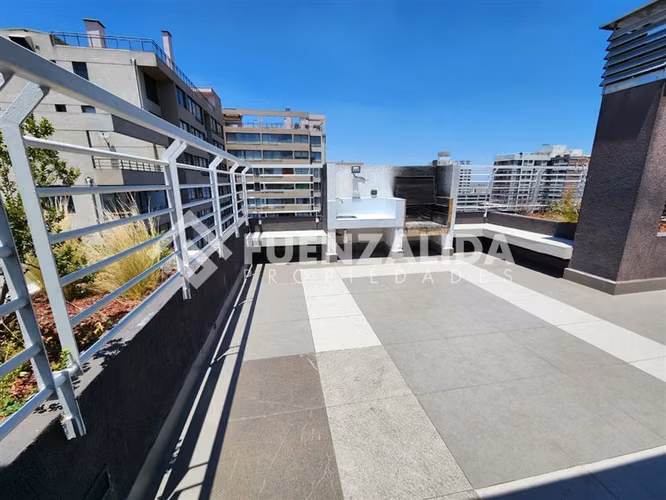 Venta departamento Santiago 2D 2B + E + B Metro Santa Isabel