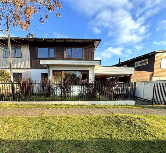 Se Arriendo Casa 5D/2D, cercana a Clínica Alemana, Osorno.