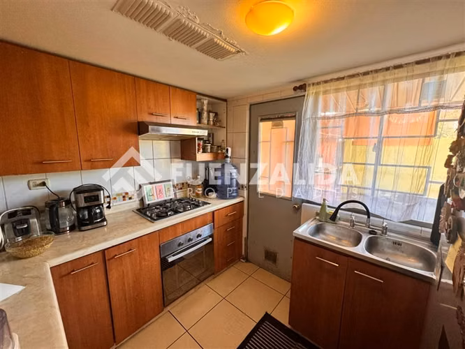 Casa en arriendo de 3 dorm. en Talagante