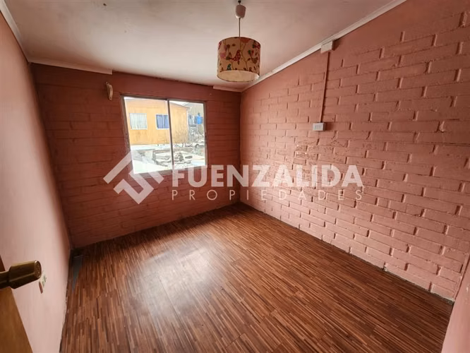 Venta casa Cerro Navia 3D 1B + E 100 mt2