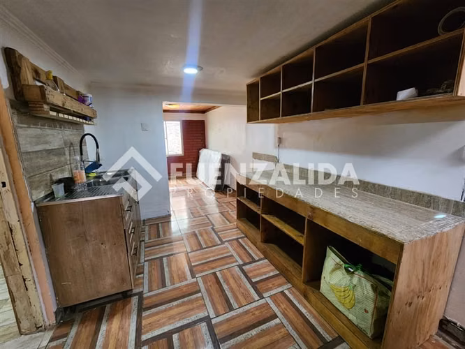 Venta casa Cerro Navia 3D 1B + E 100 mt2