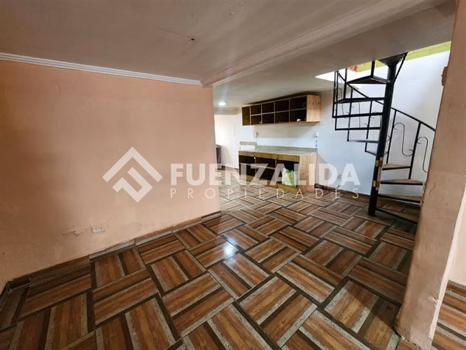 Venta casa Cerro Navia 3D 1B + E 100 mt2