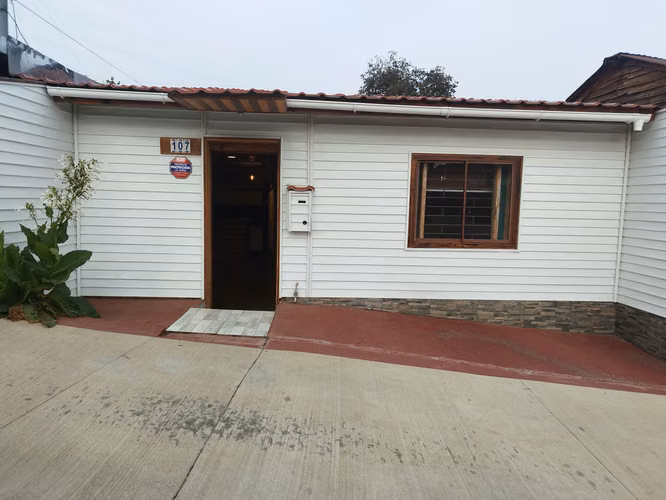 EN LIMACHE VENDO ENCANTADORA CASA