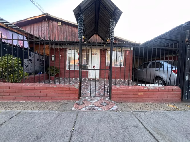 Se Vende Casa en Villa Los Héroes, Maipú