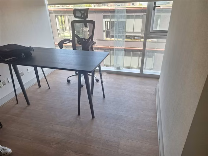 Oficina en arriendo en Vitacura