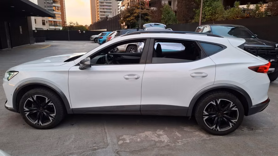 CUPRA FORMENTOR TSI 2.0 AT 2024