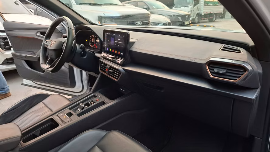 CUPRA FORMENTOR TSI 2.0 AT 2024