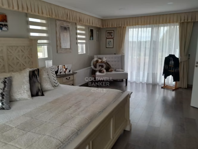 A minutos del Centro | Condominio consolidado