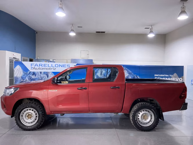 HILUX DX 4X2 SKZX89-SANTIAGO