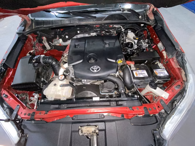 HILUX DX 4X2 SKZX89-SANTIAGO