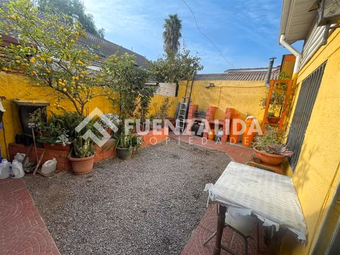 Casa en venta de 3 dorm. en Maipú