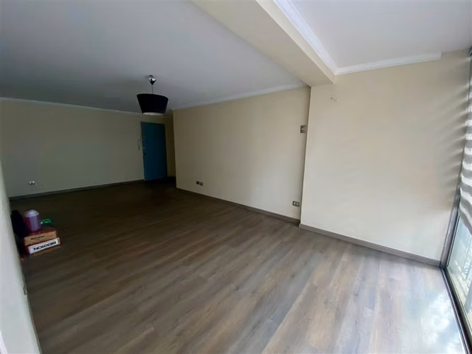 Departamento remodelado en venta de 3 dorm. en Santiago