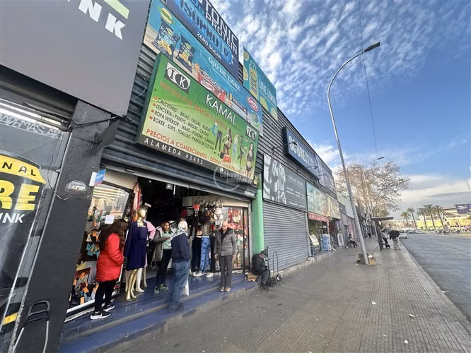 Locales Comercial en venta en Estación Central
