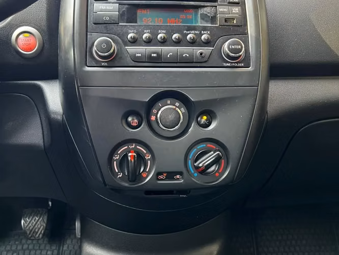Nissan Versa 1.6L MT TAXI EJECUTIVO año 2016