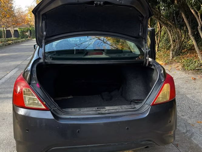 Nissan Versa 1.6L MT TAXI EJECUTIVO año 2016