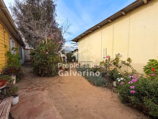 Casa en venta de 8 dorm. en La Serena