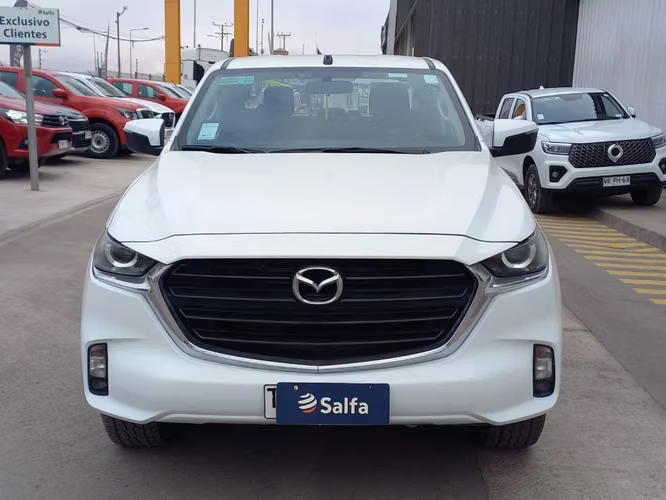 Mazda Bt-50 4X4 3.0 AUT 2024 - Imagen 2
