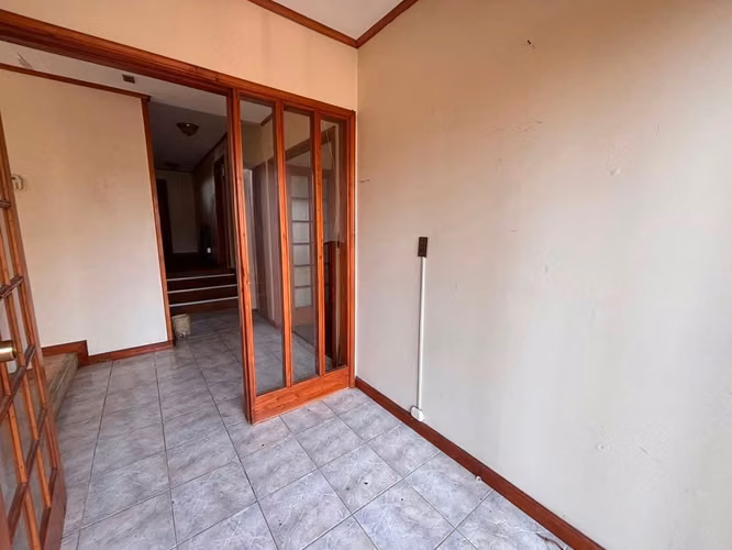 Moderna Vivienda con Finas Terminaciones (171502)