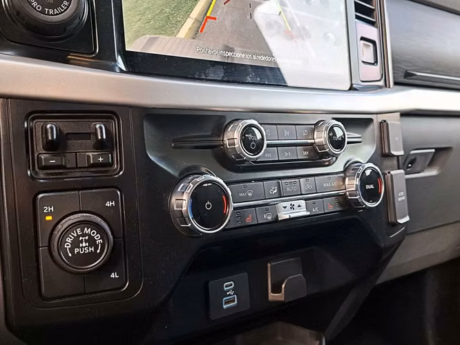 FORD F-150 2024 - Imagen 17