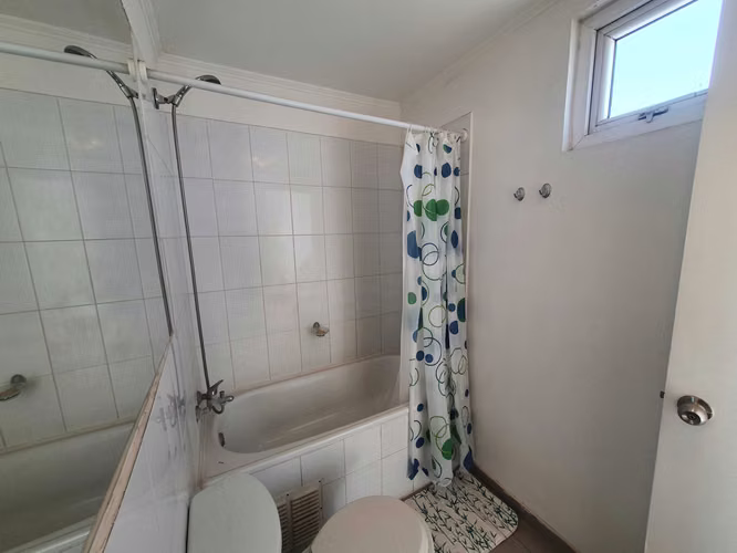 AMPLIO ESTUDIO CON BODEGA! A 3 CUADRAS METRO (171503)