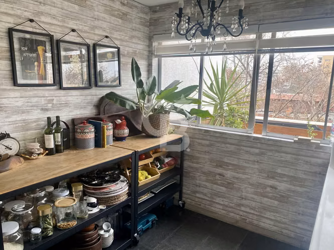 Departamento Dúplex 2D2B +2E Av. Suecia Providencia
