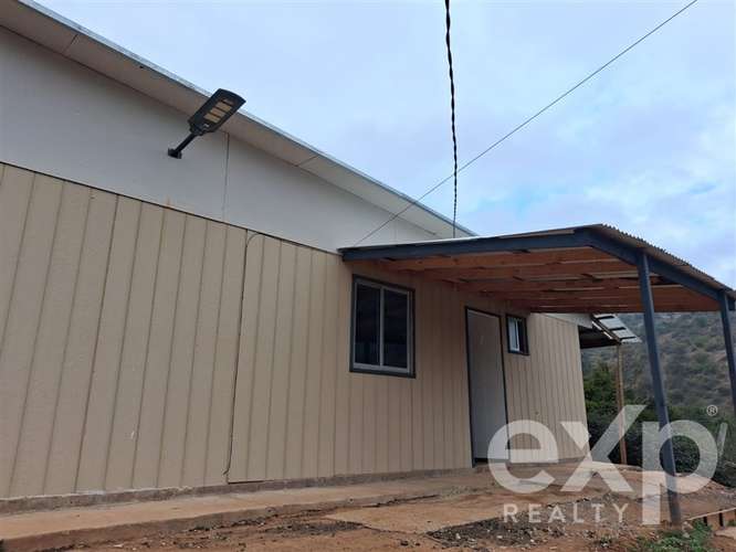 Arriendo 3 Casas 9 dorm. en Marchigue