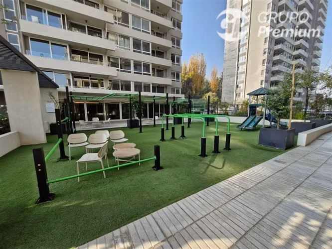 Departamento en venta de 2 dorm. 2 baños, en La Florida