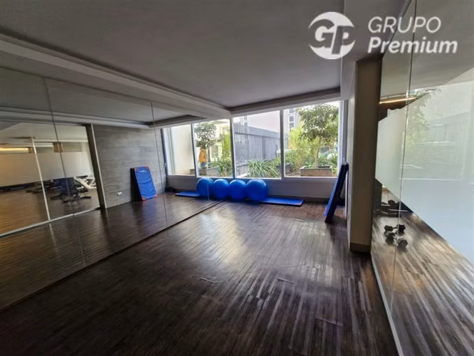 Departamento en venta de 2 dorm. 2 baños, en La Florida