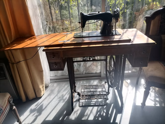 Máquina de Coser ALFA